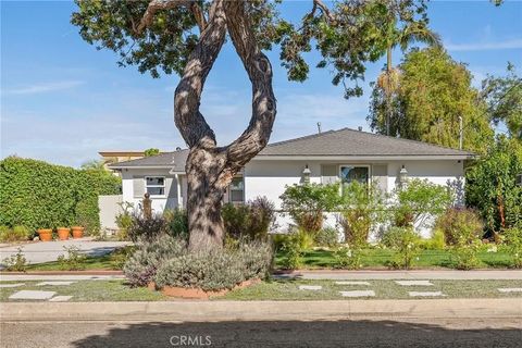 Tiny photo for 13422 Isis Avenue, Hawthorne, CA 90250 (MLS # SB26081508)