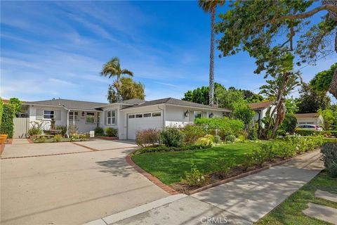 Tiny photo for 13422 Isis Avenue, Hawthorne, CA 90250 (MLS # SB26081508)