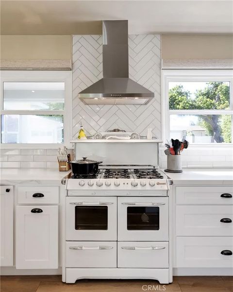 Tiny photo for 13422 Isis Avenue, Hawthorne, CA 90250 (MLS # SB26081508)