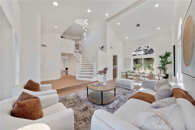 2747 Whippoorwill Drive