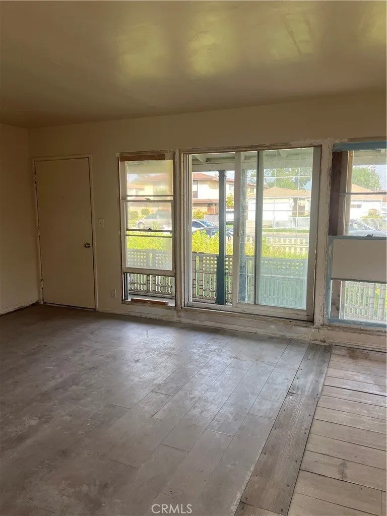 1425 S Del Mar