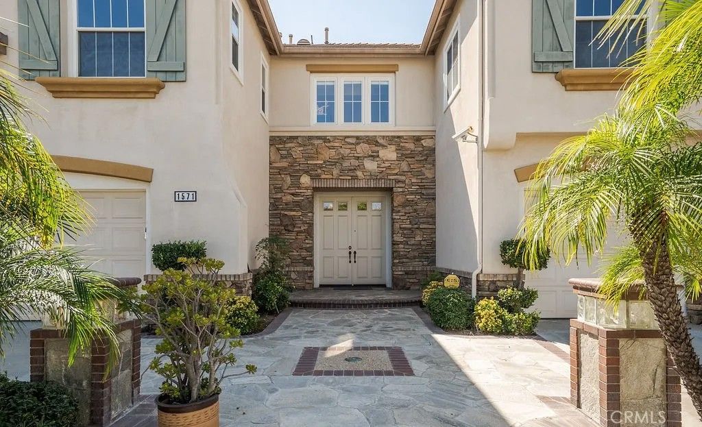 Photo of 1571 Sapphire Ln, Diamond Bar, CA 91765 (MLS # TR26065608)