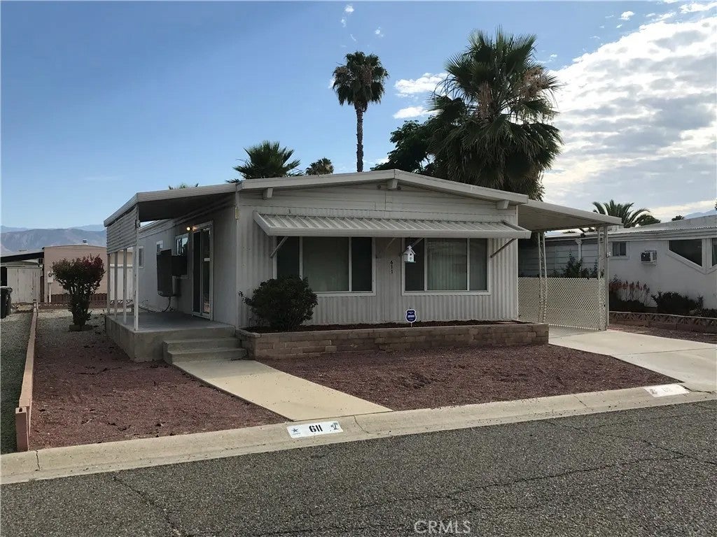 Photo of 611 Santa Clara CIR, Hemet, CA 92543 (MLS # SW26125467)