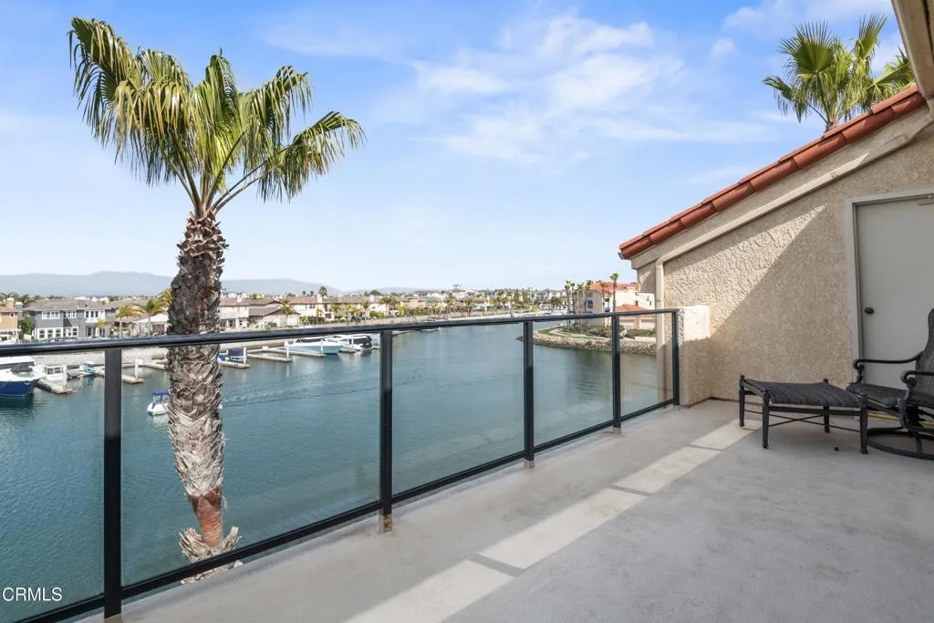 1758 Emerald Isle Way