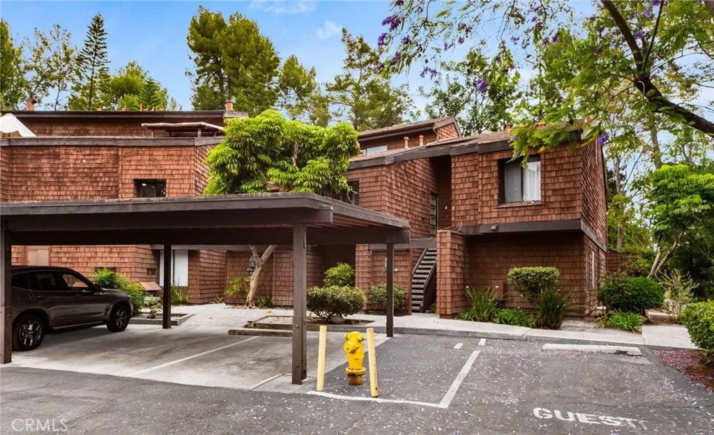 2774 Pine Creek Circle