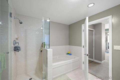 Tiny photo for 700 W Harbor #1205, San Diego, CA 92101 (MLS # 250038367)