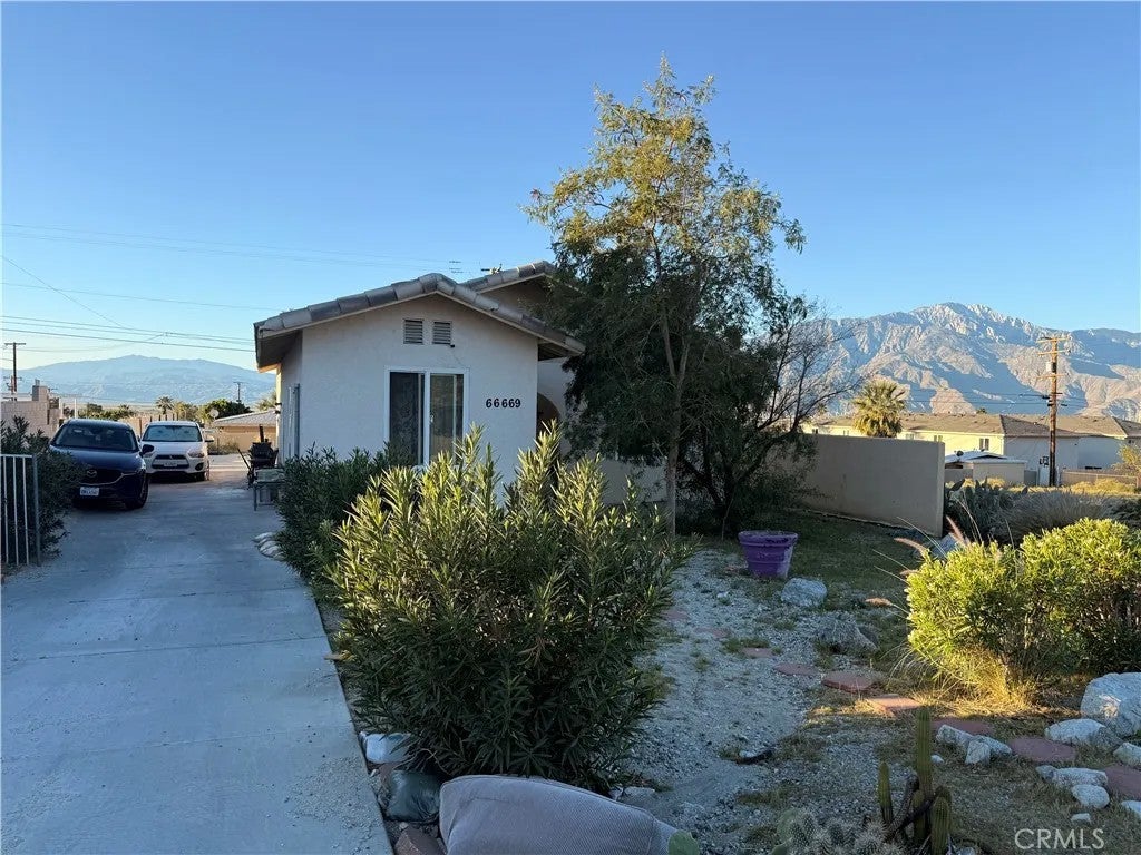 Photo of 66669 2nd St, Desert Hot Springs, CA 92240 (MLS # OC26047256)