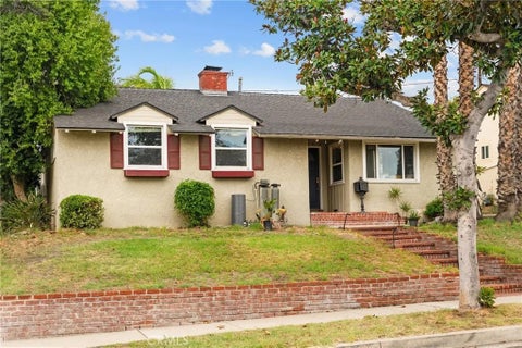 Tiny photo for 1912 N Kenneth Rd, Burbank, CA 91504 (MLS # CV26221954)