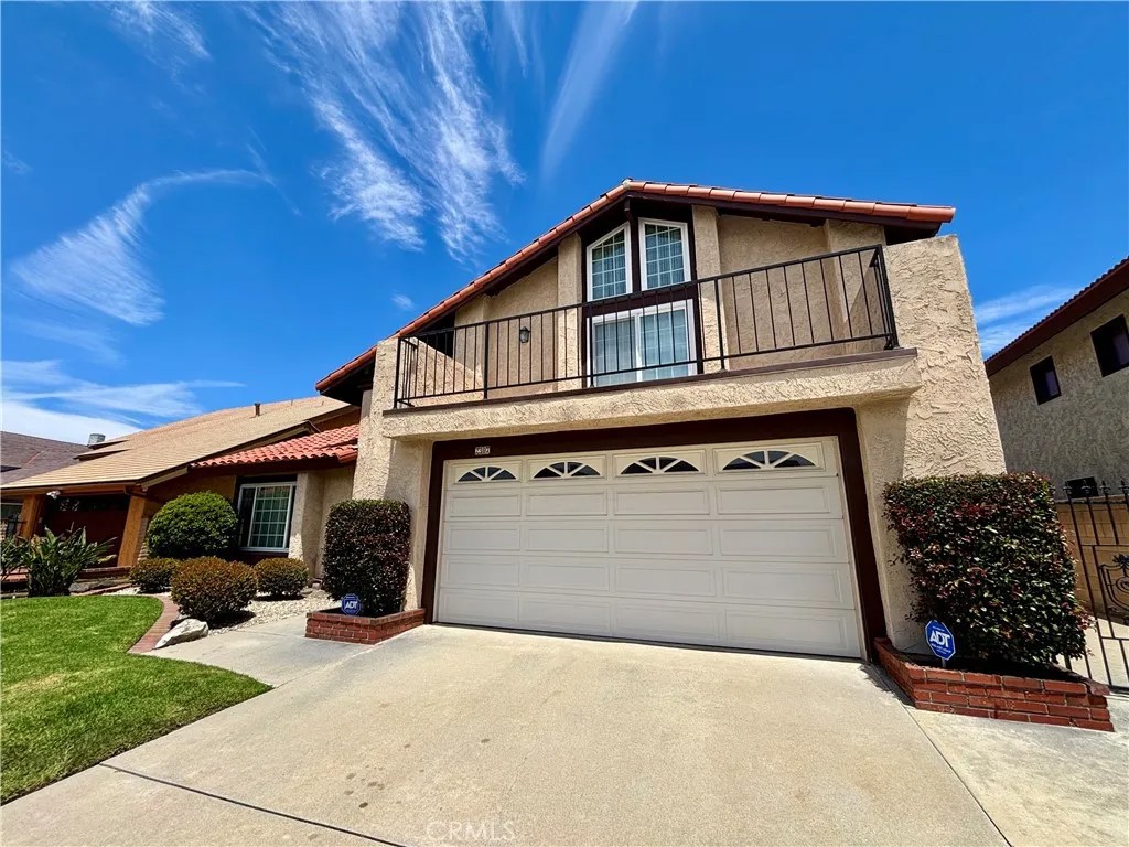 2307 Santa Fe Avenue