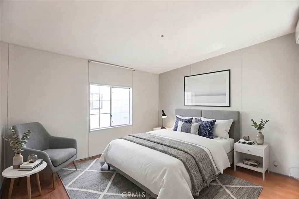 14272 Hoover 10