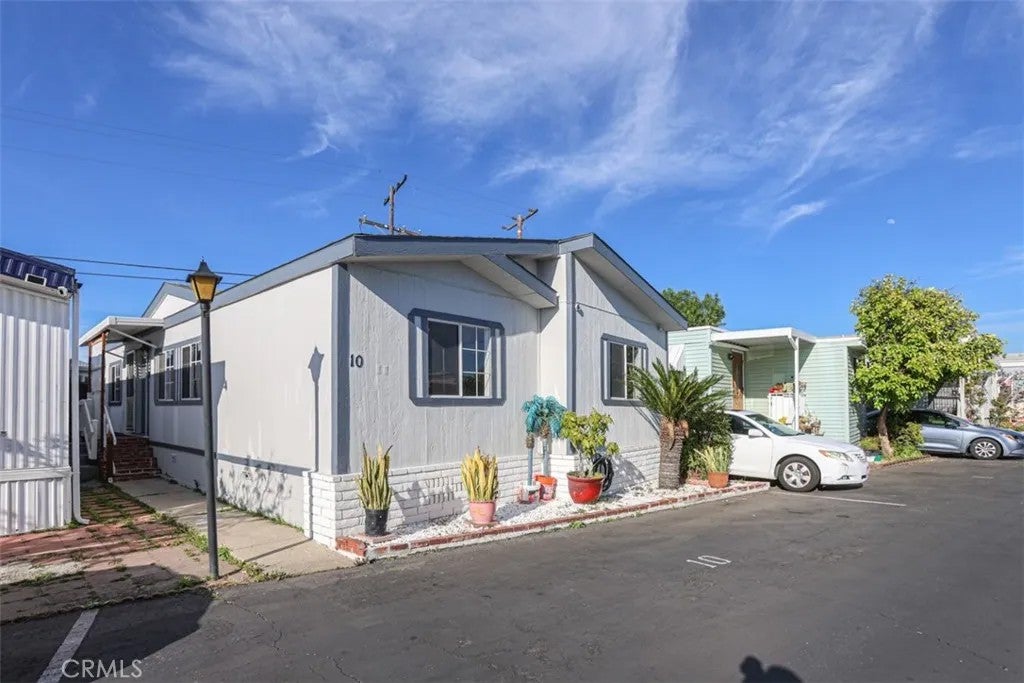 14272 Hoover 10