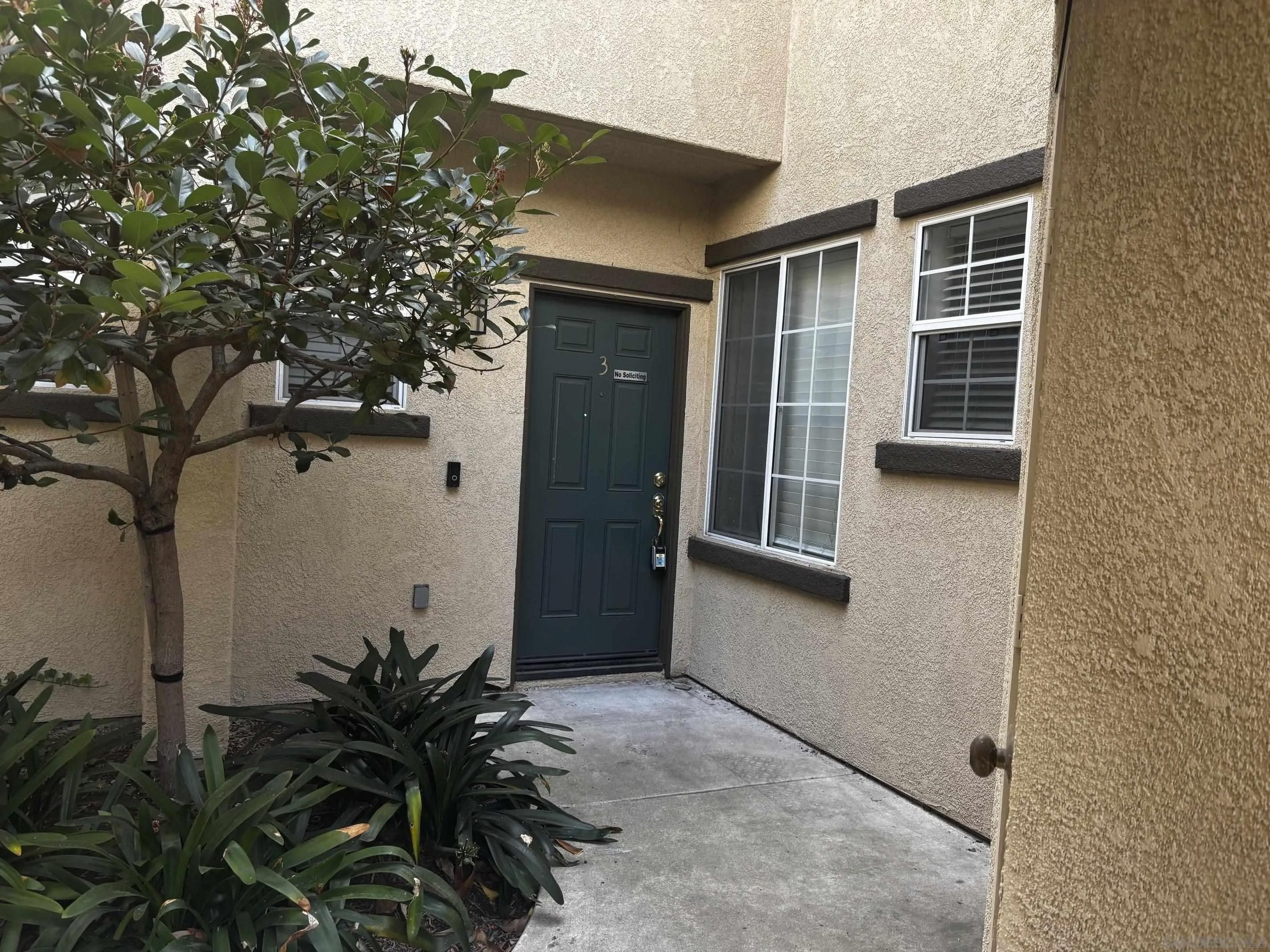 4498 Brisbane way 3