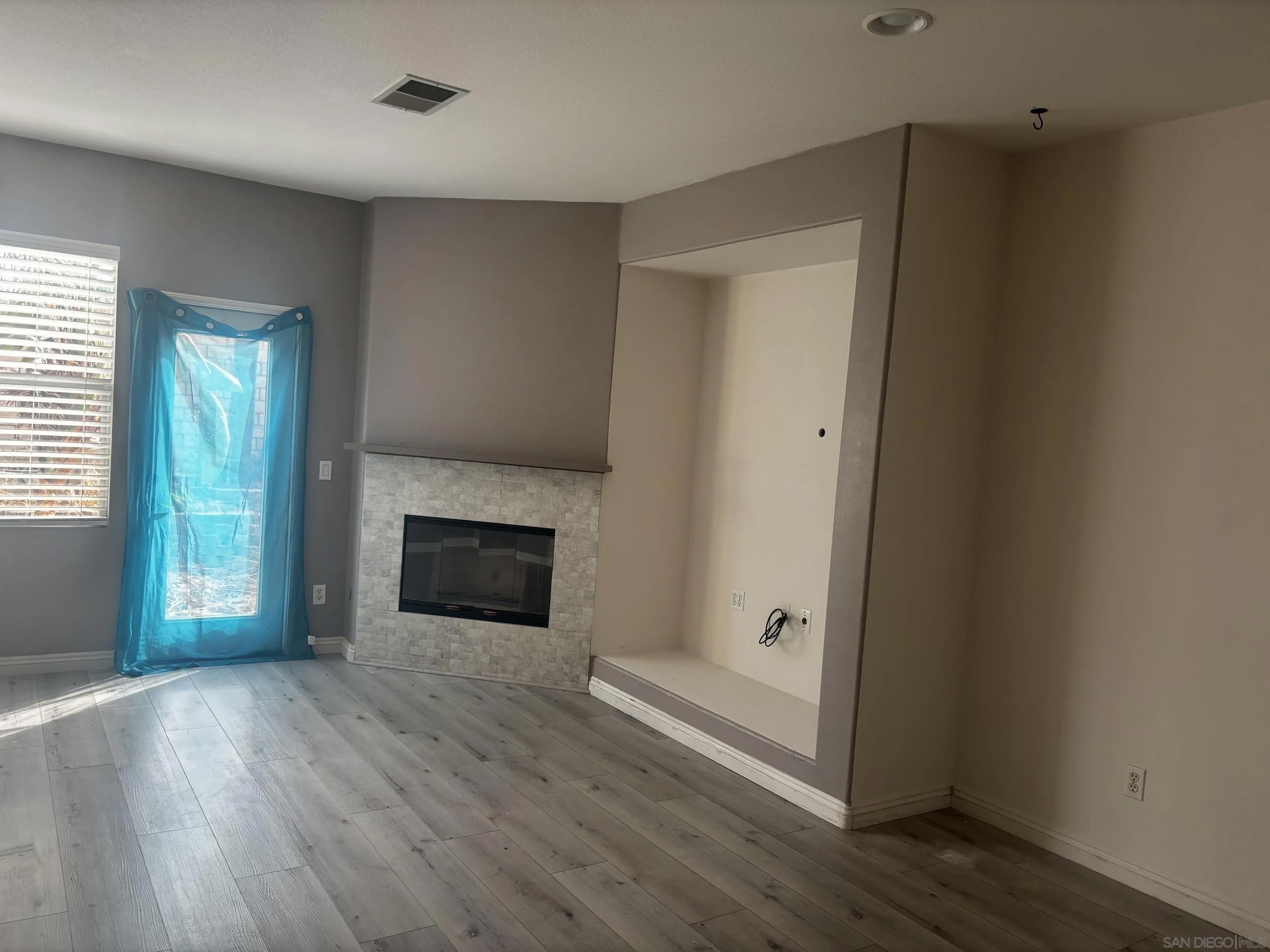 4498 Brisbane way 3