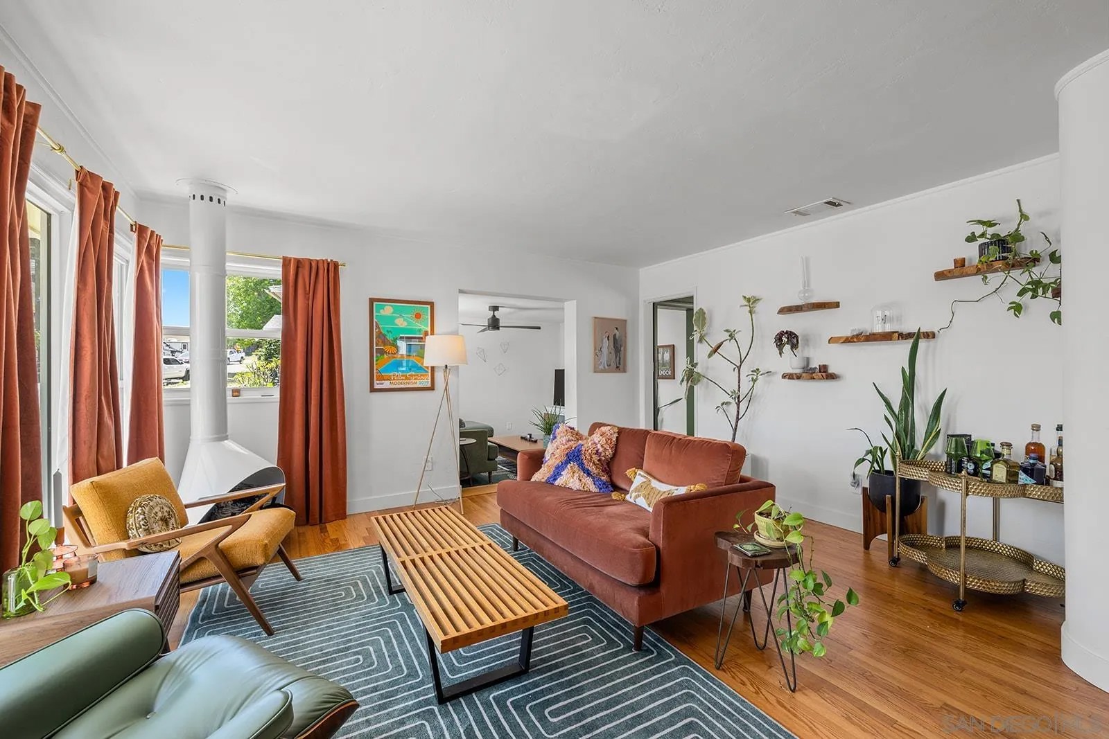 4036 Loma Alta Dr