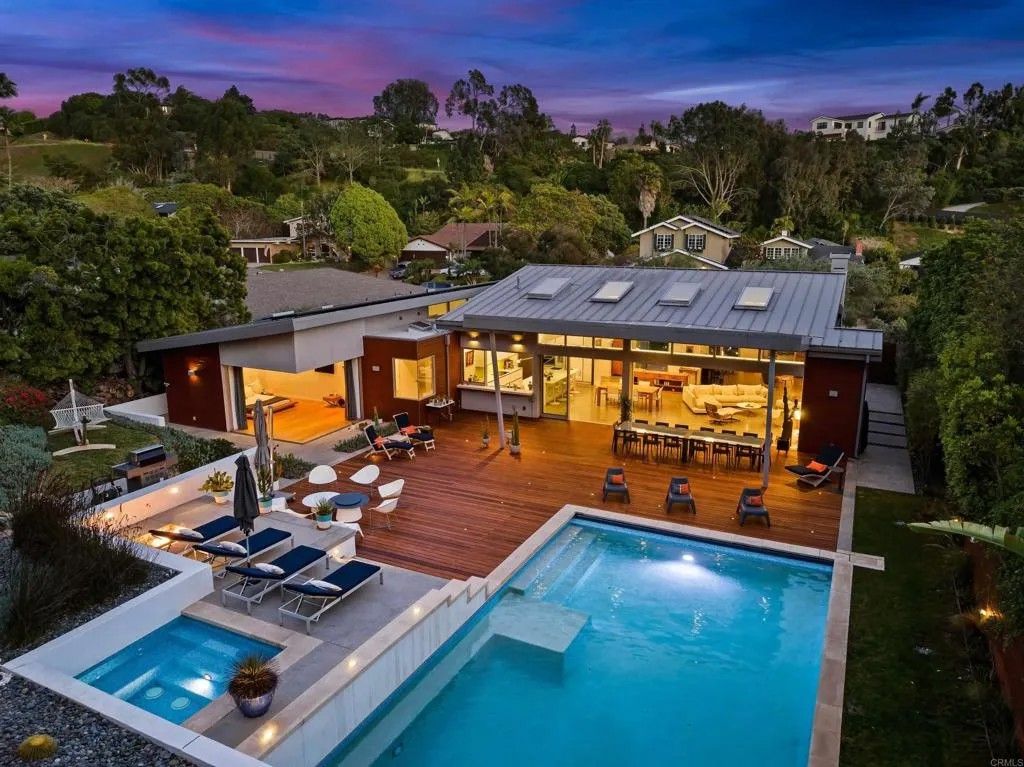 Photo of 6672 Avenida Andorra, La Jolla, CA 92037 (MLS # NDP2602417)