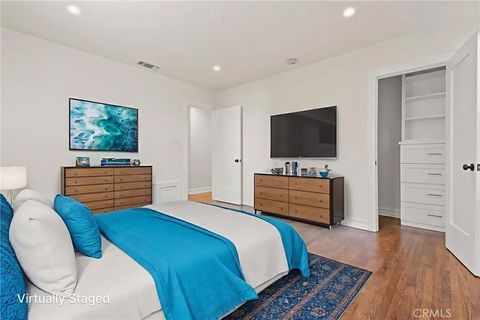 Tiny photo for 732 N Crescent Heights, West Hollywood, CA 90046 (MLS # SR25247596)