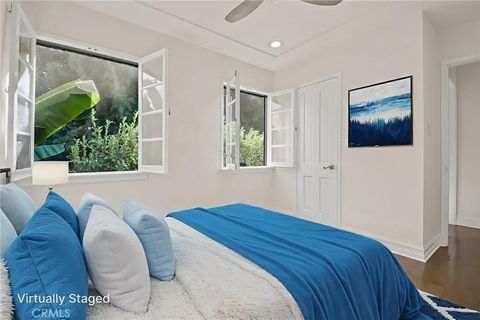 Tiny photo for 732 N Crescent Heights, West Hollywood, CA 90046 (MLS # SR25247596)