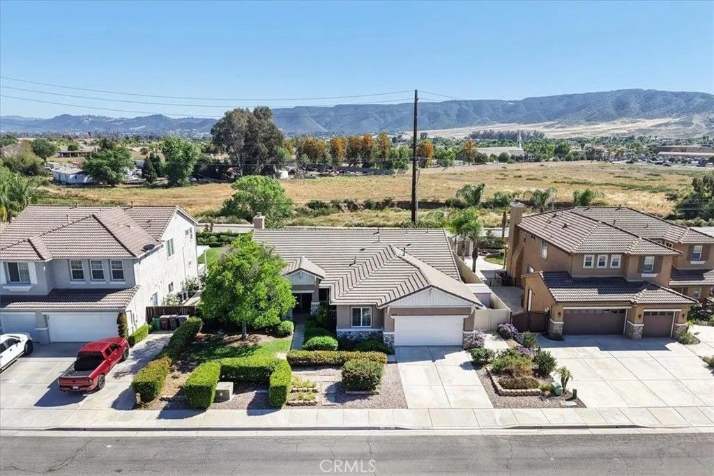 Photo of 41670 Grand View, Murrieta, CA 92562 (MLS # SW26078888)