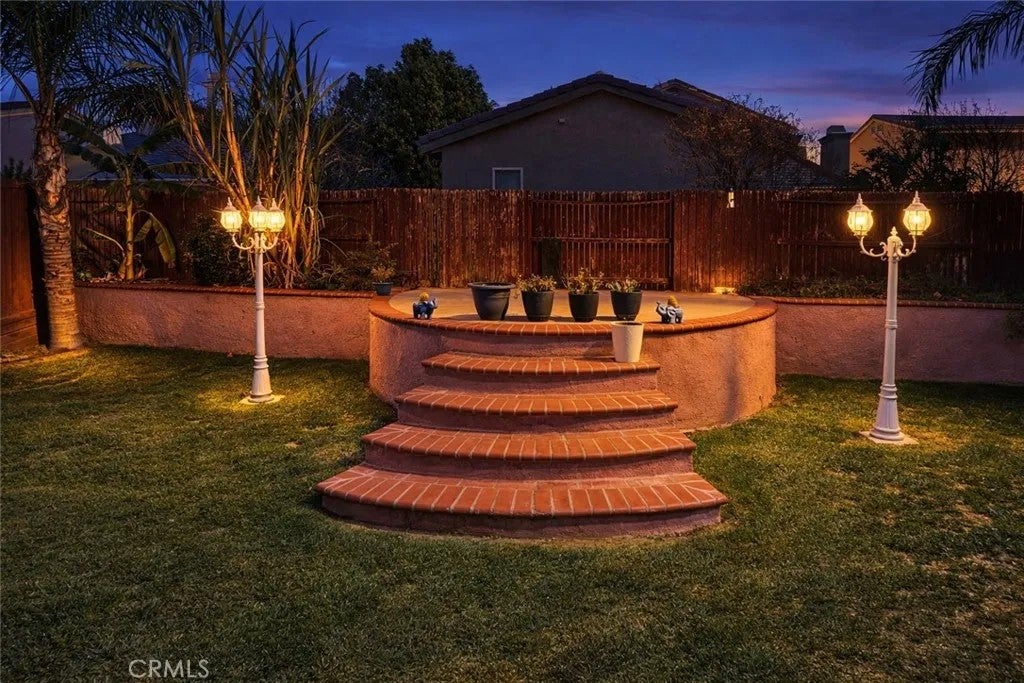 Photo of 1650 Ravenswood Road, Beaumont, CA 92223 (MLS # CV26050652)
