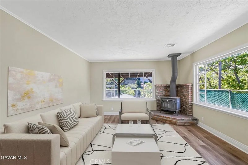 43714 Log Cabin Trl