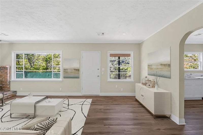 43714 Log Cabin Trl