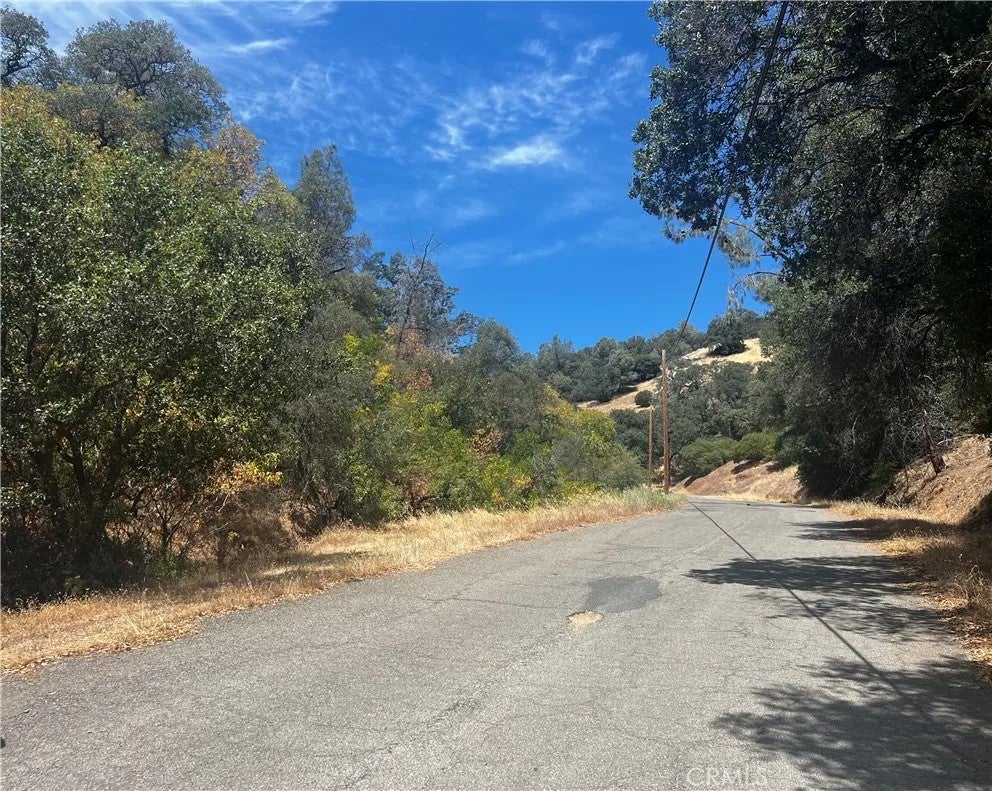 Photo of 12225 Mount View, Clearlake Oaks, CA 95423 (MLS # LC26144202)