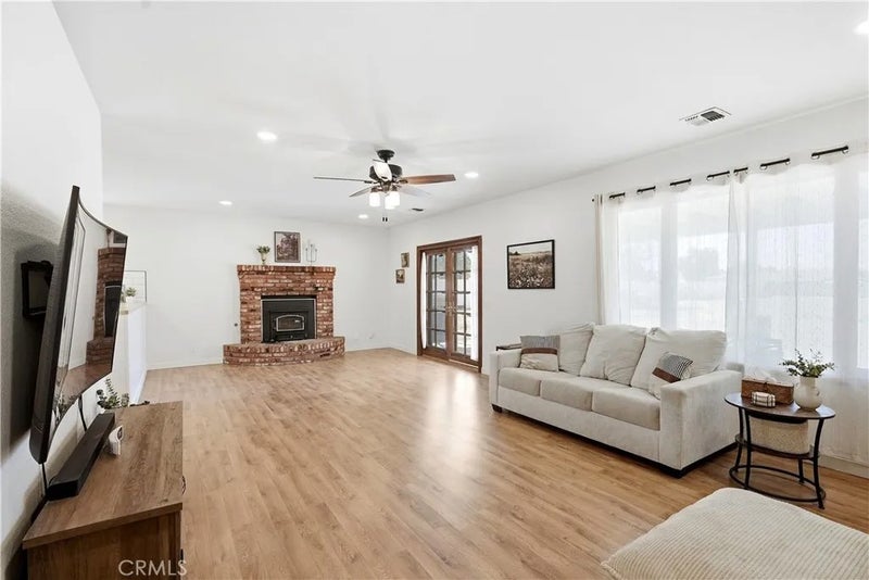 43831 Victor Place