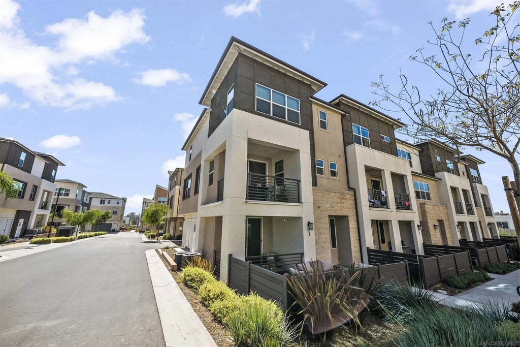 Photo of 785 Vada St #1, Chula Vista, CA 91911 (MLS # 260025669)