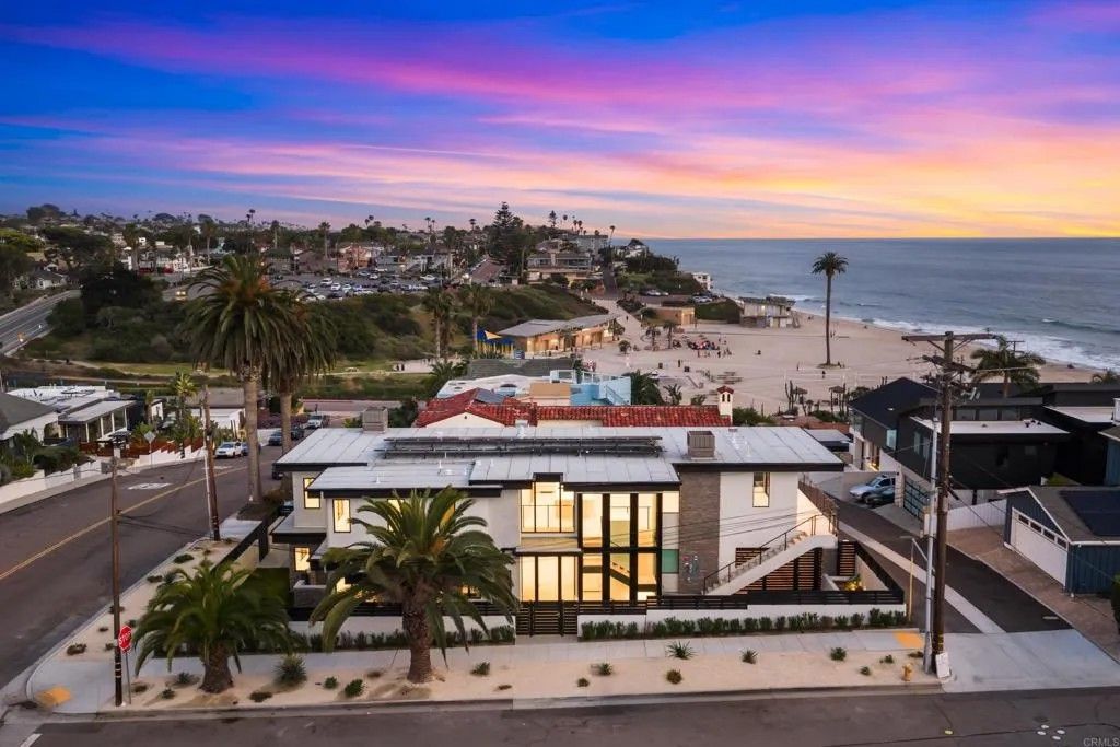 Photo of 206 4th Street, Encinitas, CA 92024 (MLS # NDP2603084)