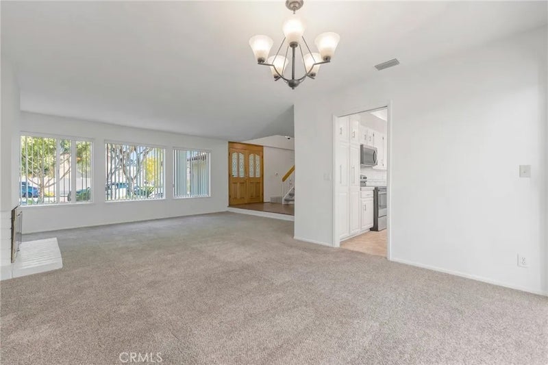 3812 Salem