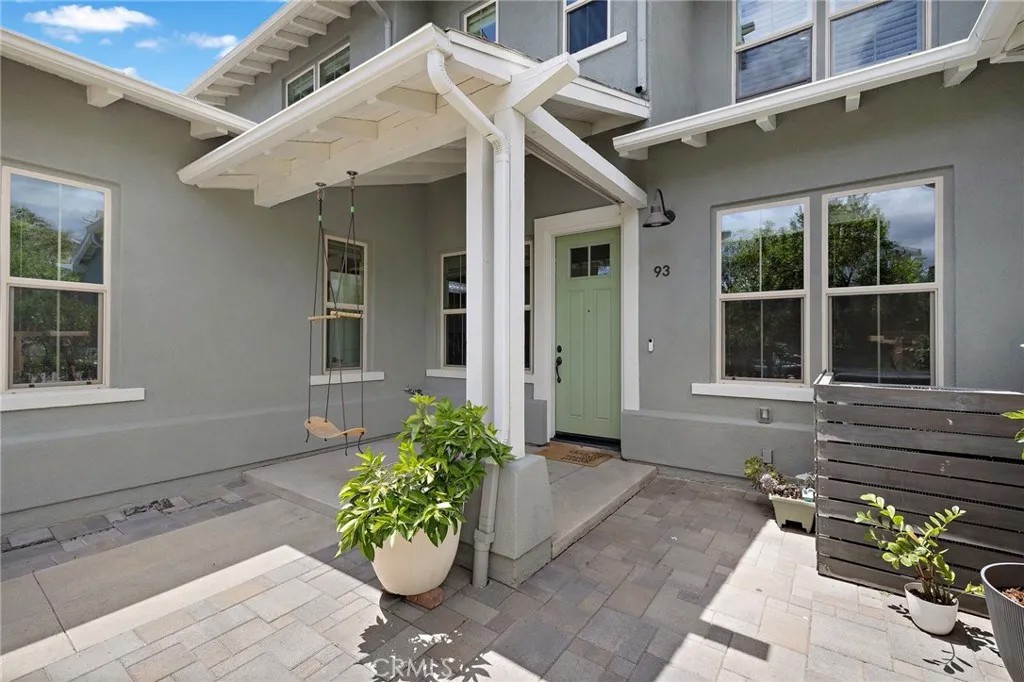 93 Promesa Avenue