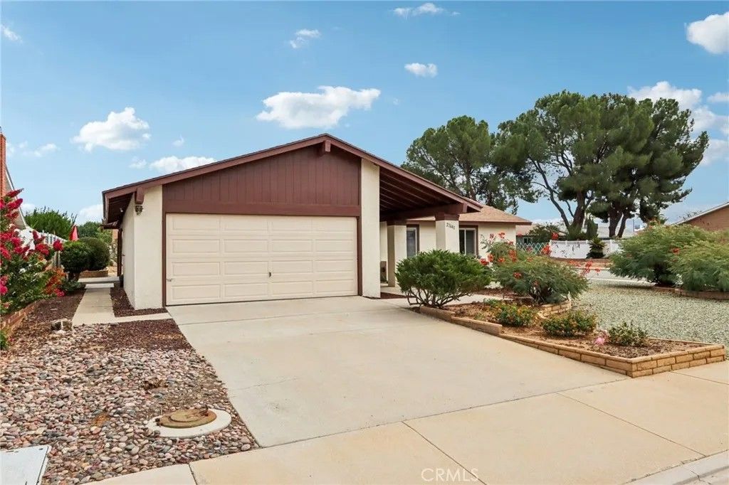 Photo of 27640 Camden Way, Menifee, CA 92586 (MLS # SW25247841)