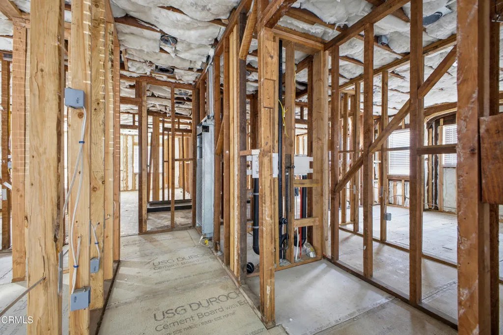 1042 W 62nd Street