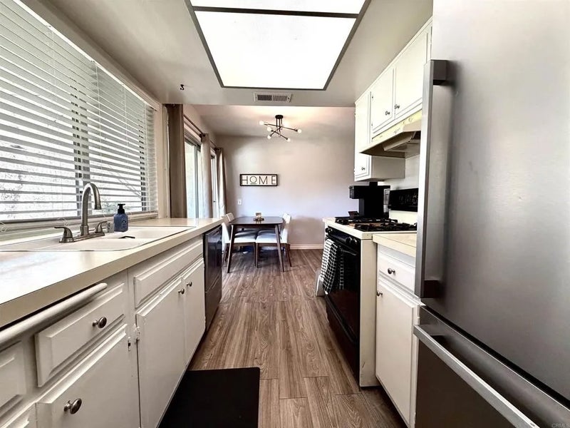 6878 Navajo Road 78