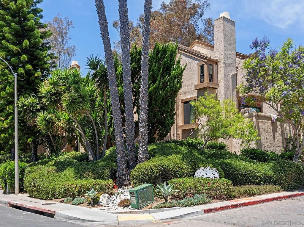 Photo of 3250 Via Marin #4, La Jolla, CA 92037 (MLS # 260012399)