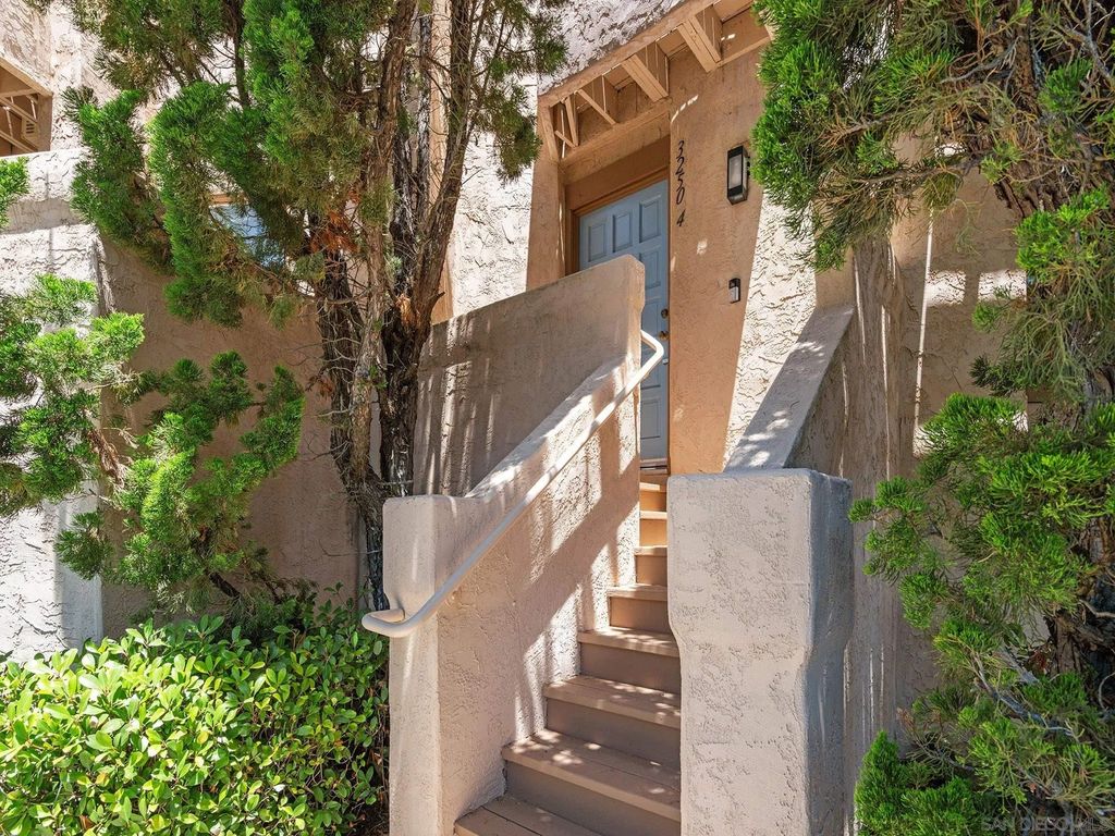 Photo of 3250 Via Marin #4, La Jolla, CA 92037 (MLS # 260012399)