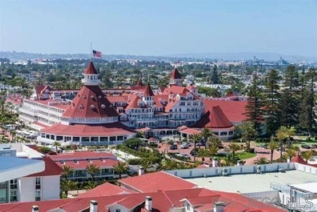 Photo of 1720 Avenida Del Mundo #602, Coronado, CA 92118 (MLS # 250045832)