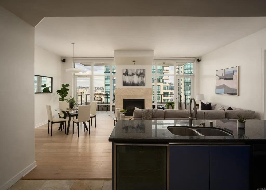 550 Front Street 1403