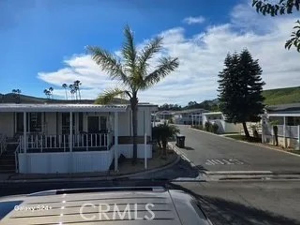 Photo of 195 Tierra Rejada Rd #29, Simi Valley, CA 93065 (MLS # BB26049888)