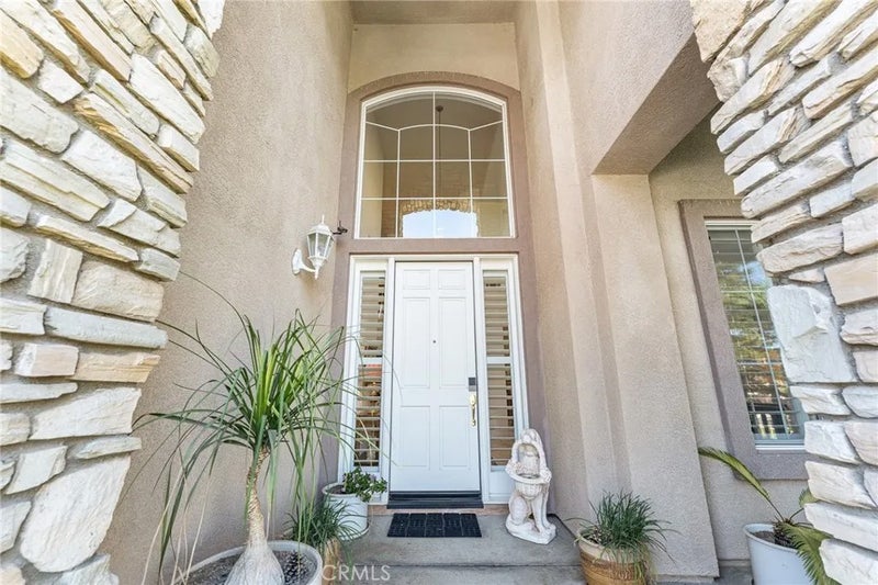4530 Edgewater Circle