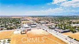 30 E Palmdale Boulevard