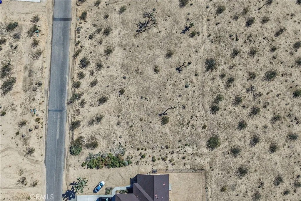 Photo of 62407 Crestview Dr, Joshua Tree, CA 92252 (MLS # JT26209131)