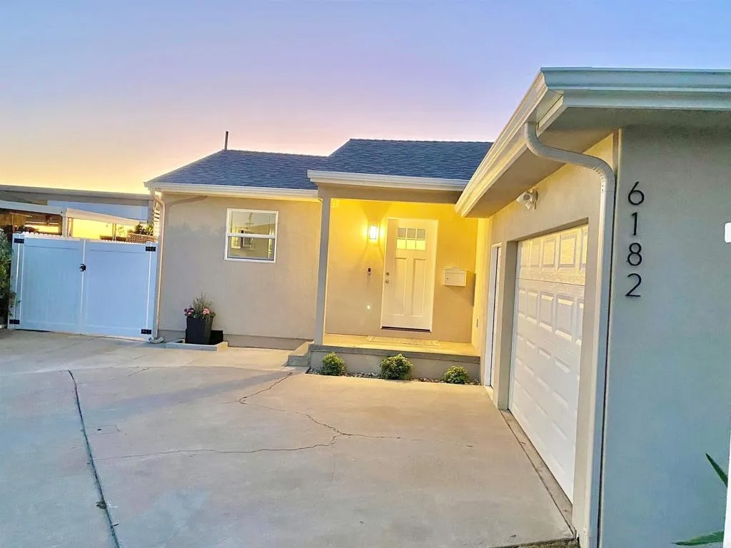 6182 Loukelton Circle