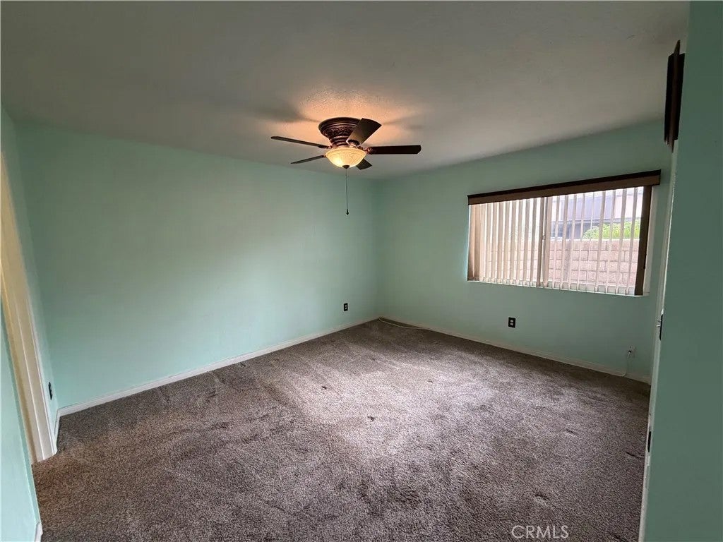 2110 Hawthorne Court