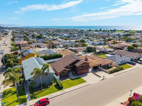 Tiny photo for 360 Ocean View Avenue, Grover Beach, CA 93433 (MLS # PI26093421)