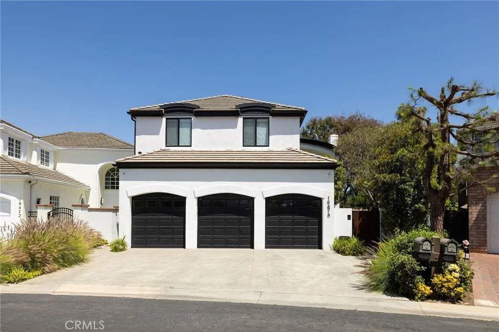 19476 Woodlands Drive