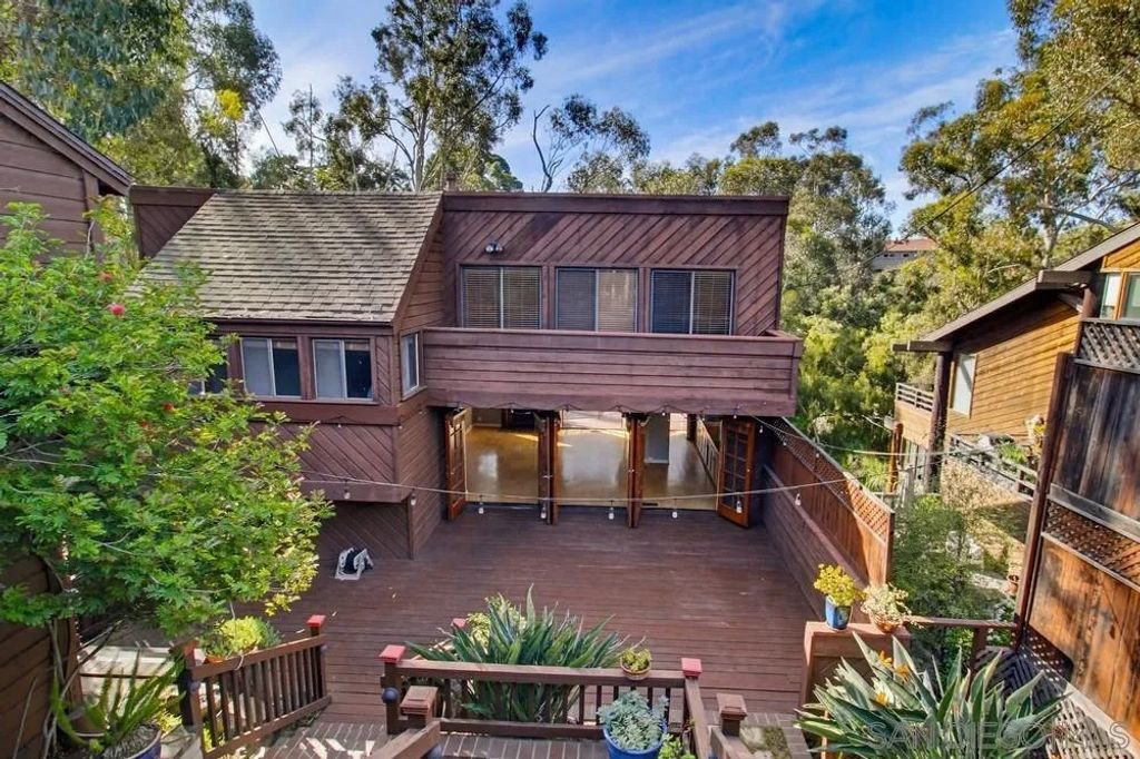 Photo of 4170 Ingalls St, San Diego, CA 92103 (MLS # 260001620)