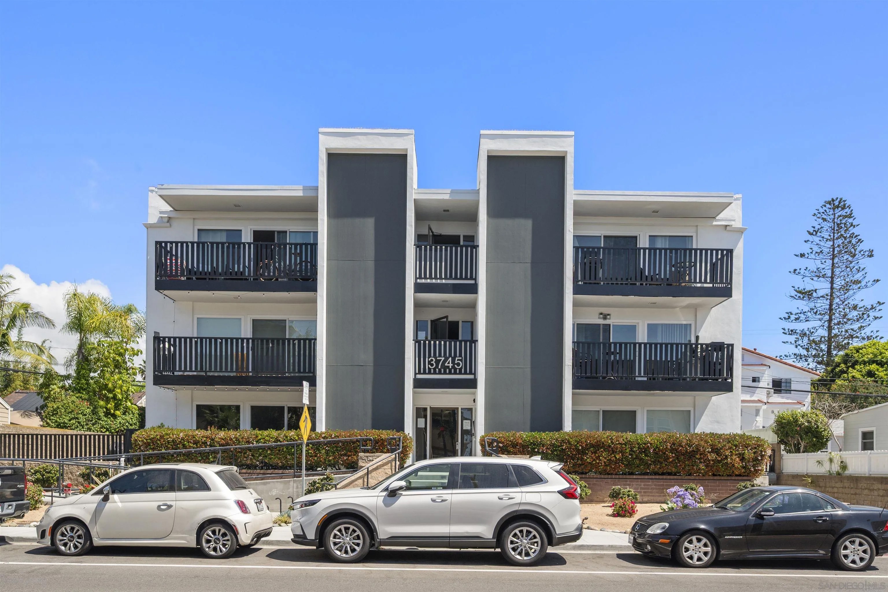 3745 Riviera Dr 1
