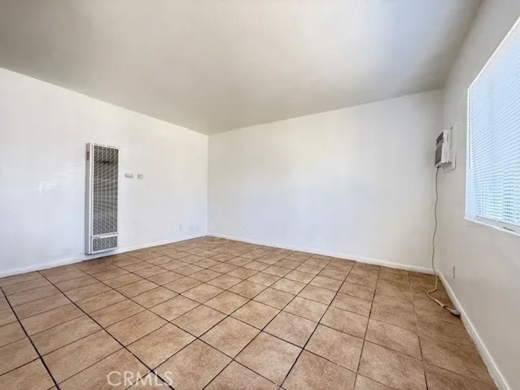 Photo of 818 E C St, Colton, CA 92324 (MLS # TR26063354)
