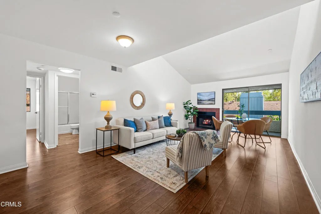 355 S Marengo Avenue 402